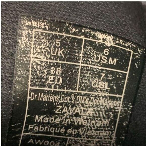 Dr Martens Zavala Black Patent Leather Combat Boots - Size 7 - EUC - Picture 6 of 6